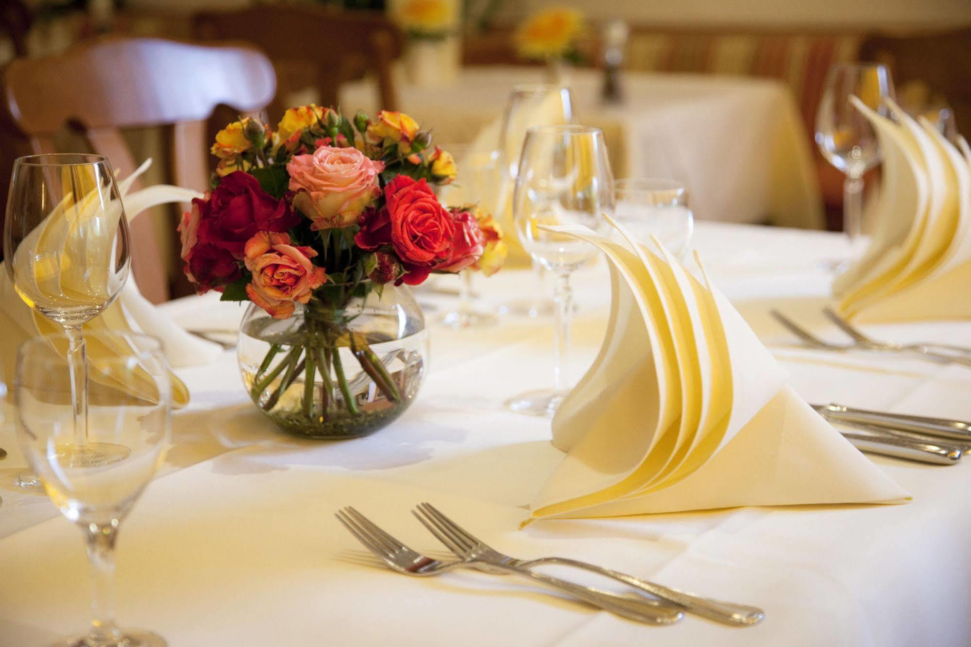 Ringhotel Boemers Mosel Landhotel อัลฟ์ ภายนอก รูปภาพ